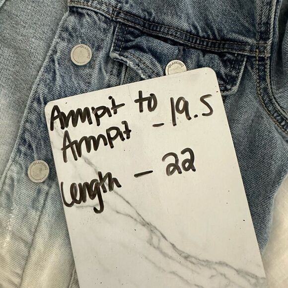Blank NYC Women’s Extra Small Ombre Dip Dye Denim Jacket - Picture 7 of 7